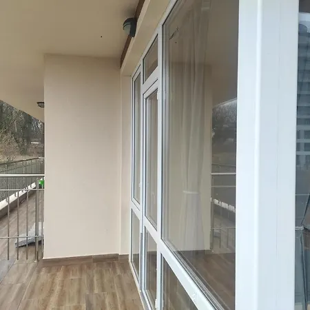 Seahome Beachfront Sea View Terrace Quiet Parking * Primorszko