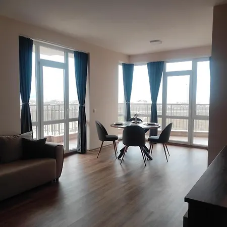 Seahome Beachfront Sea View Terrace Quiet Parking
