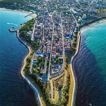 Seahome Beachfront Sea View Terrace Quiet Parking Appartamento Primorsko